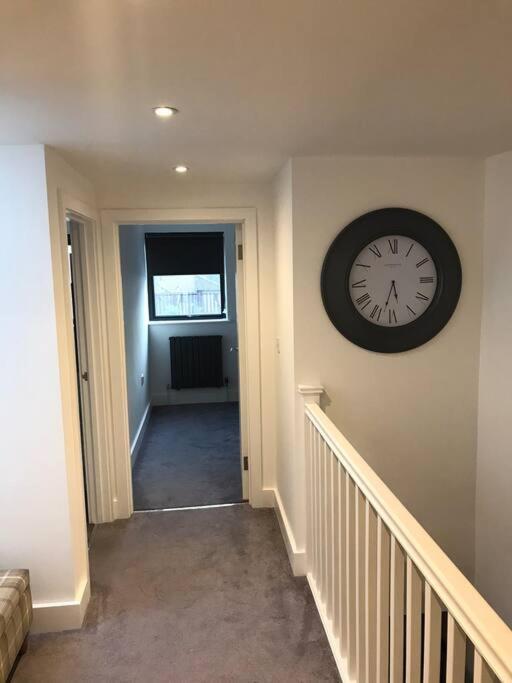New Town House With *Free Allocated Parking* Apartment Brighton Exterior photo